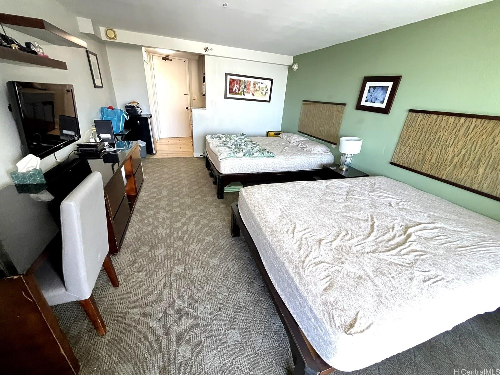 Island Colony condo # 2406, Honolulu, Hawaii - photo 4 of 13