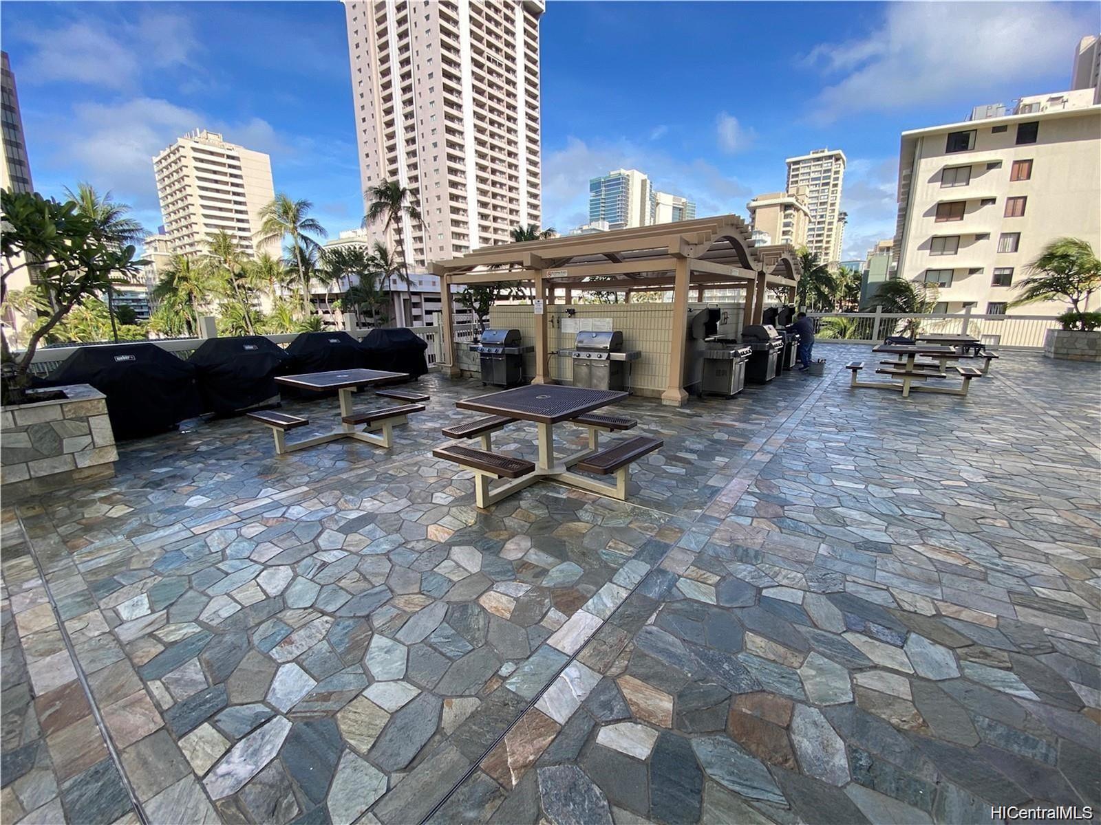 445 Seaside Ave Honolulu - Rental - photo 19 of 21