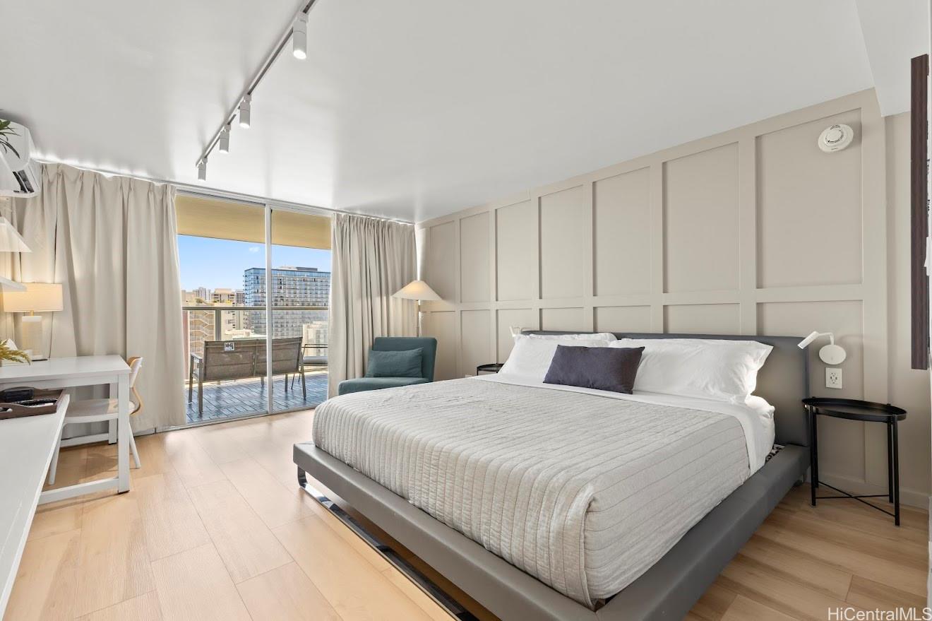 Island Colony condo # 2415, Honolulu, Hawaii - photo 4 of 25