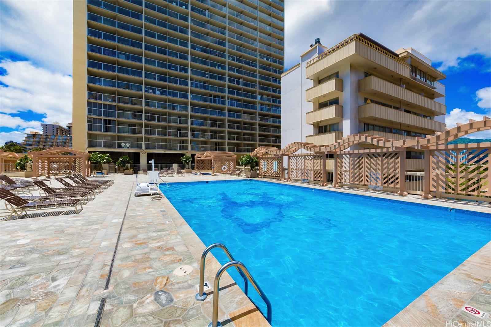 Island Colony condo # 2506, Honolulu, Hawaii - photo 10 of 12