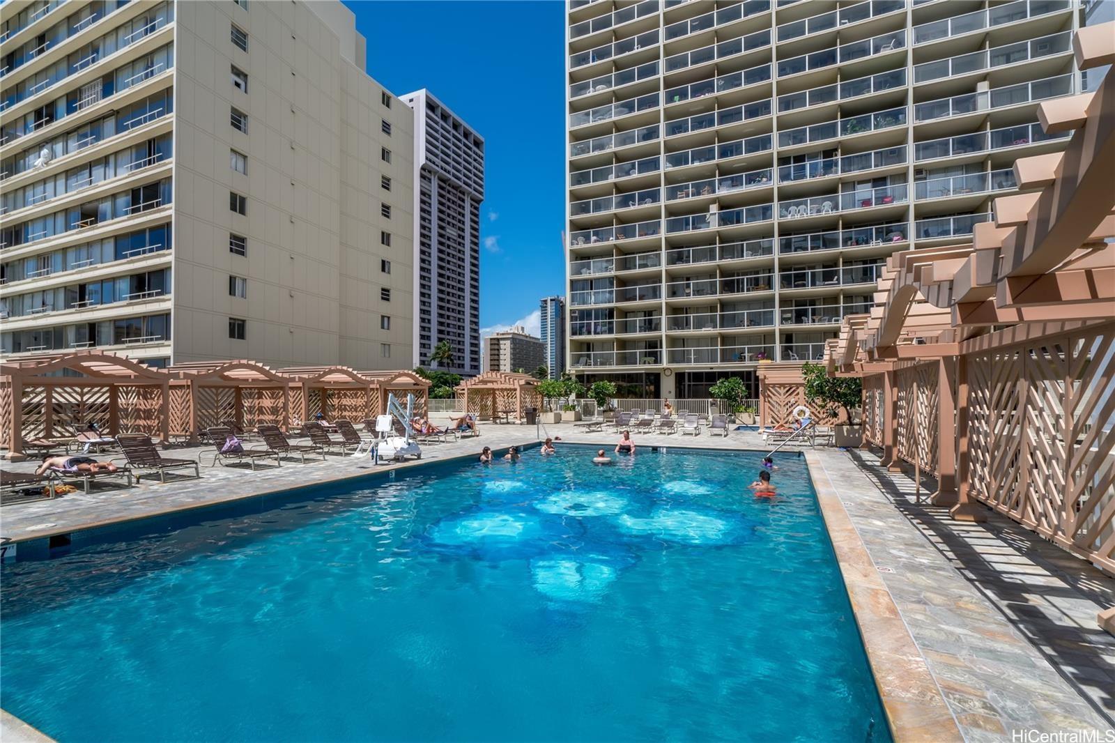 Island Colony condo # 2510, Honolulu, Hawaii - photo 2 of 23