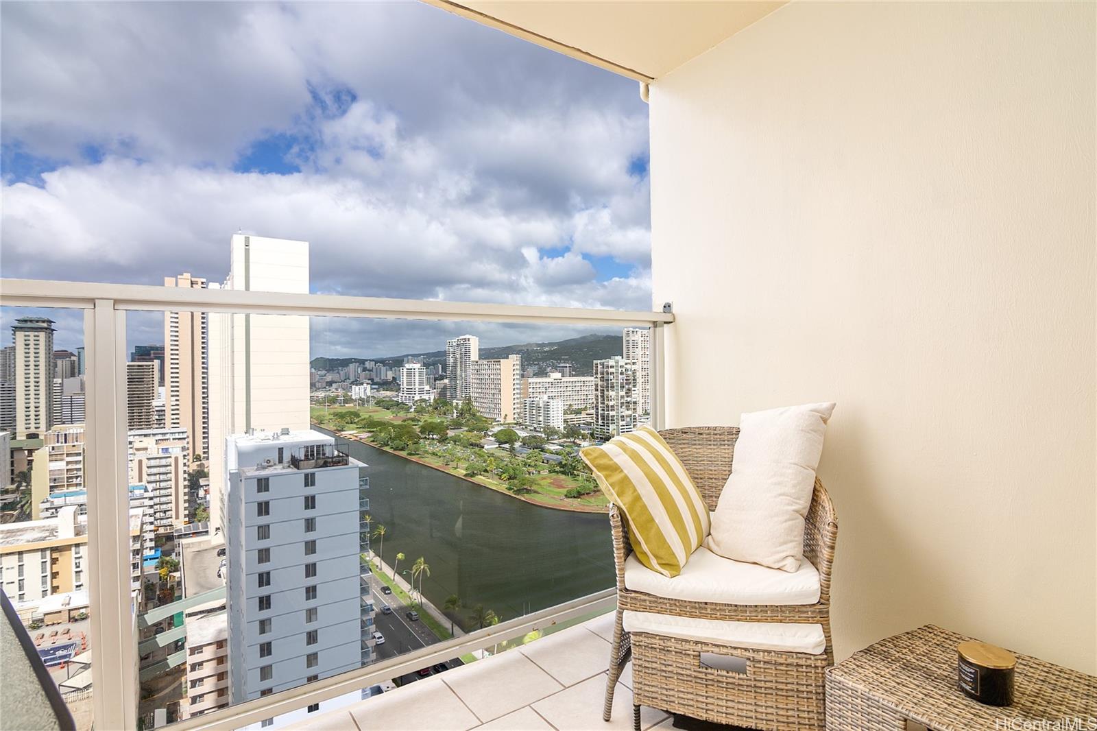 Island Colony condo # 2510, Honolulu, Hawaii - photo 14 of 23