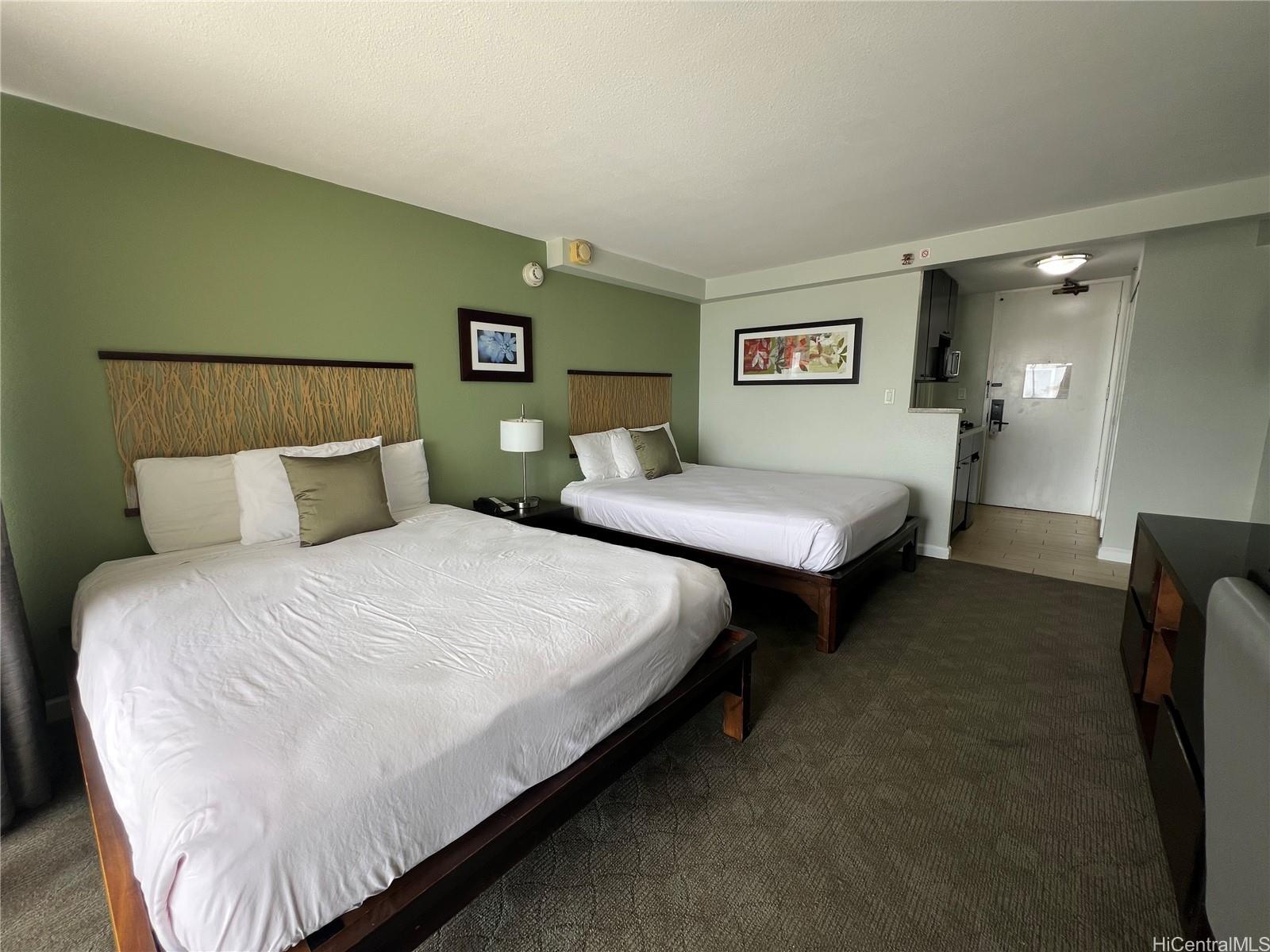 Island Colony condo # 2519, Honolulu, Hawaii - photo 2 of 18