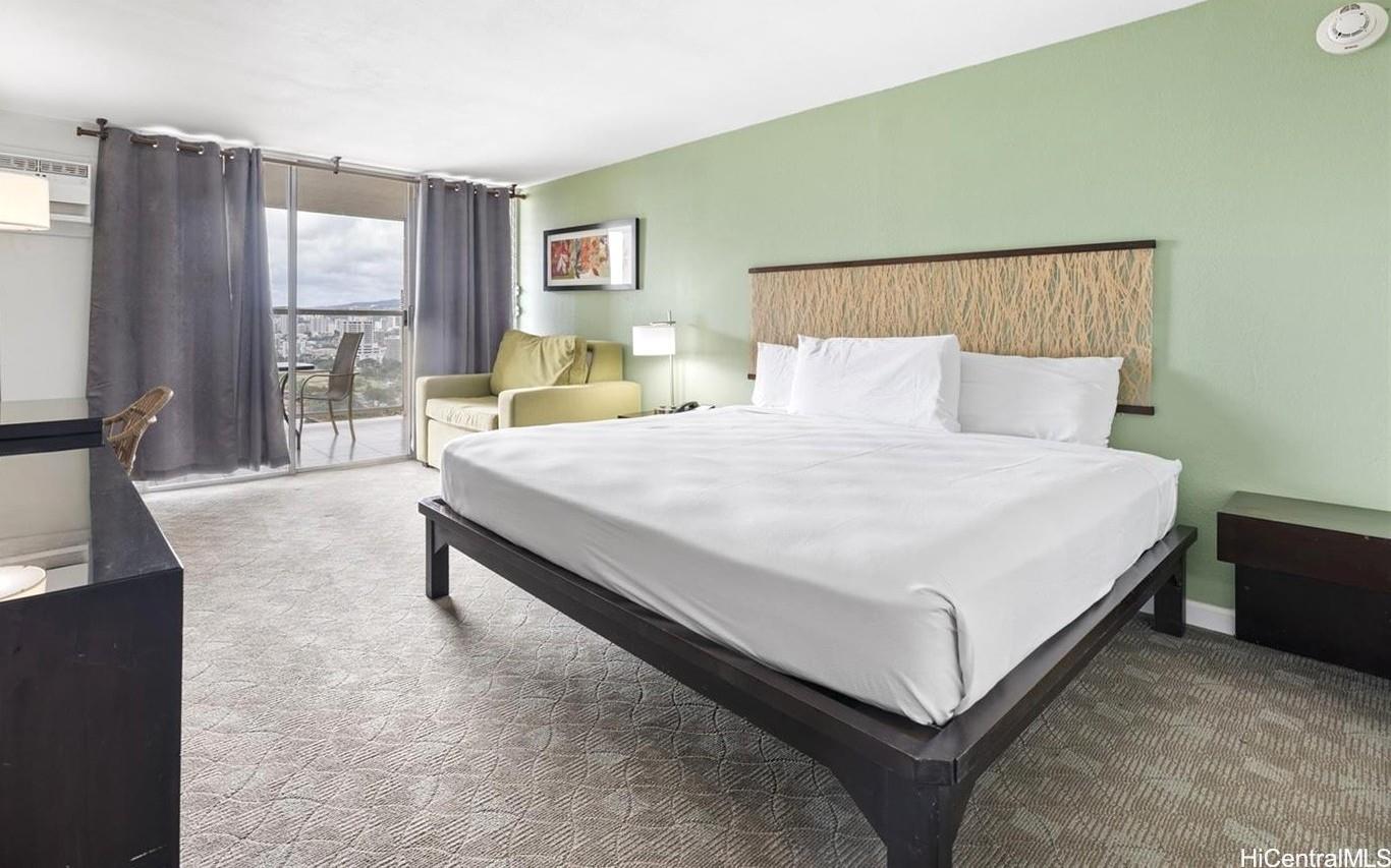 Island Colony condo # 2608, Honolulu, Hawaii - photo 2 of 19