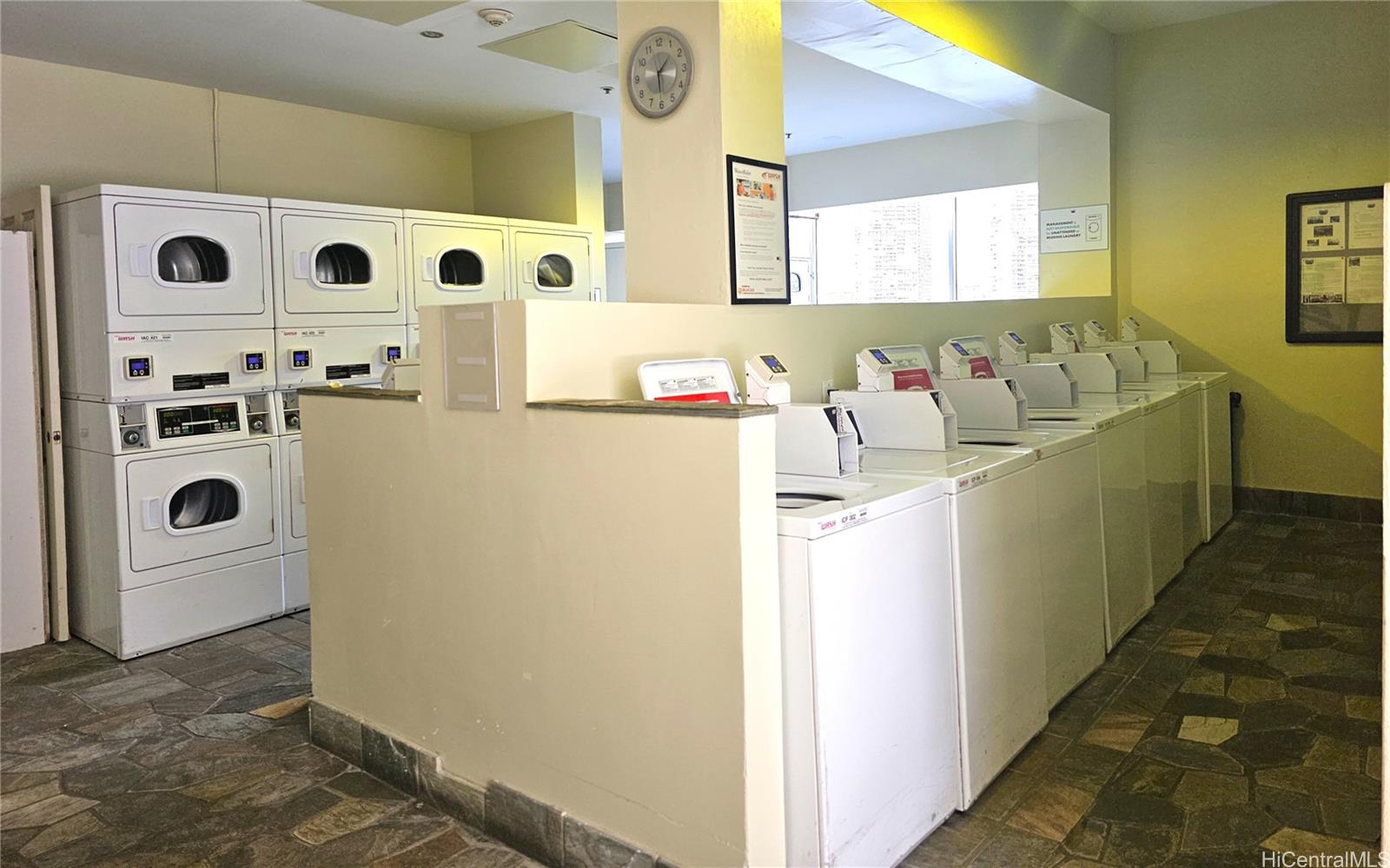 Island Colony condo # 2608, Honolulu, Hawaii - photo 16 of 19