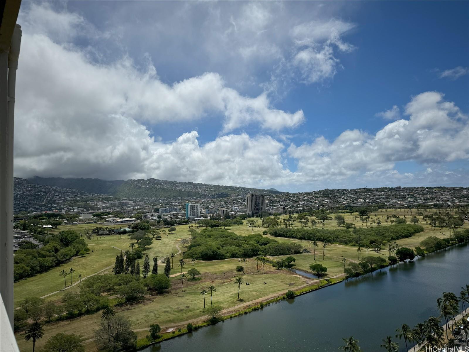 Island Colony condo # 2615, Honolulu, Hawaii - photo 2 of 24