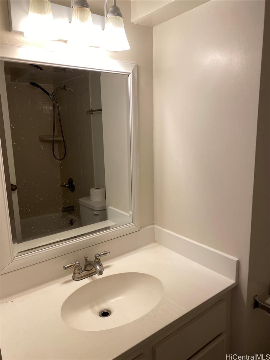 445 Seaside Ave Honolulu - Rental - photo 12 of 22