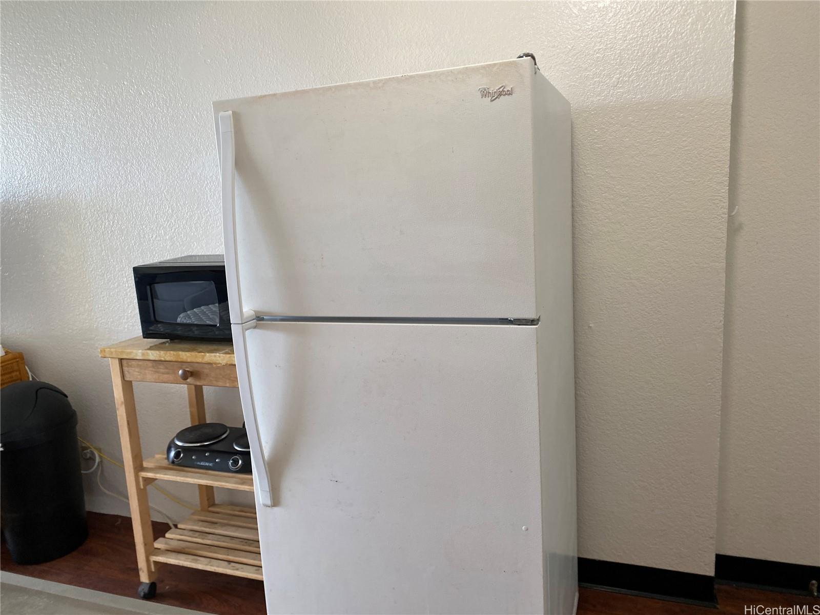 445 Seaside Ave Honolulu - Rental - photo 5 of 22