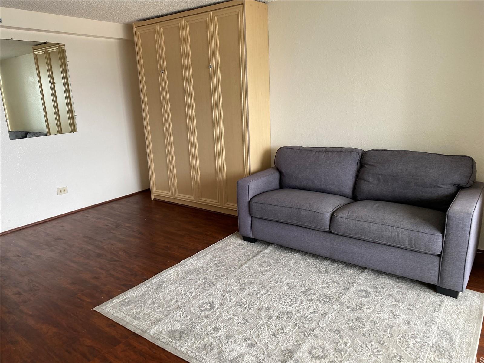 445 Seaside Ave Honolulu - Rental - photo 8 of 22