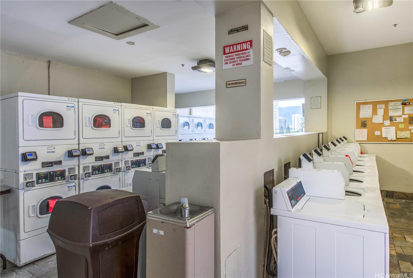 445 Seaside Ave Honolulu - Rental - photo 16 of 17