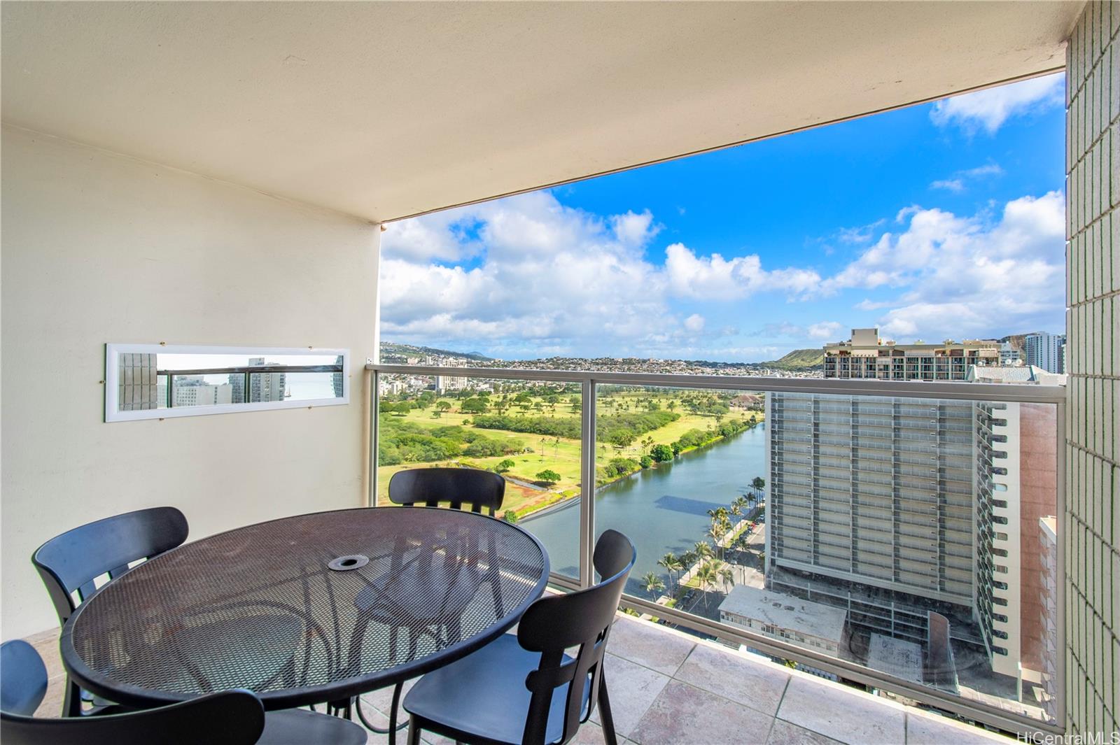 445 Seaside Ave Honolulu - Rental - photo 7 of 17