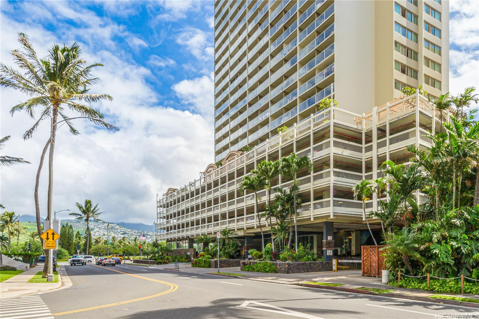 Island Colony condo # 2721, Honolulu, Hawaii - photo 15 of 25