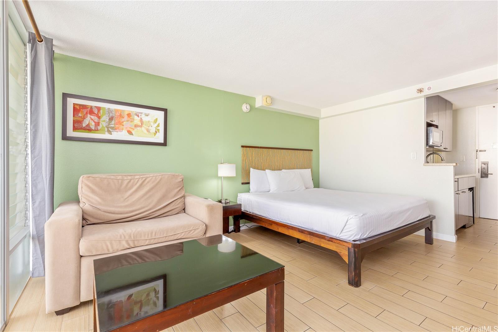 Island Colony condo # 2804, Honolulu, Hawaii - photo 2 of 25