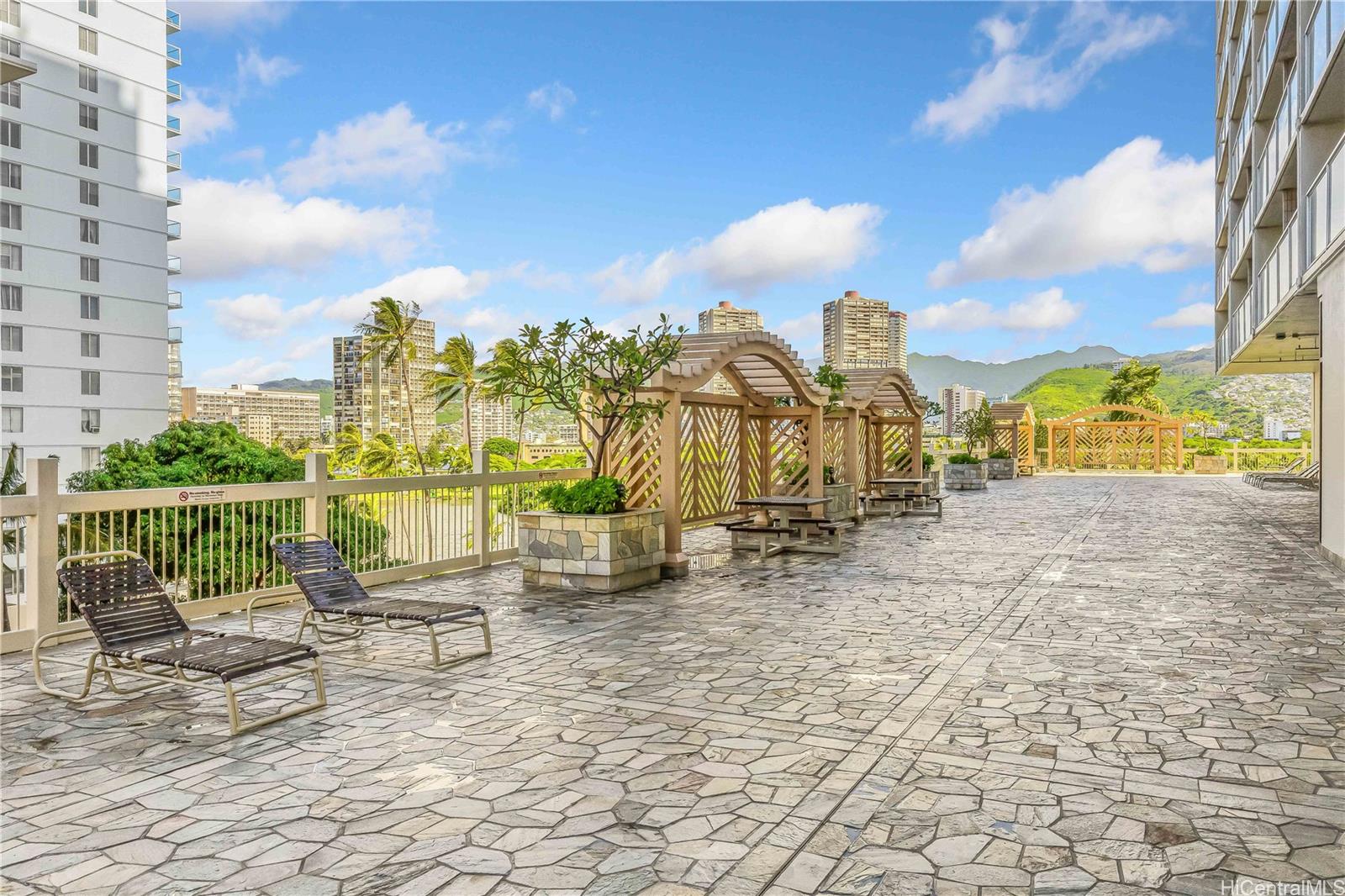 Island Colony condo # 2804, Honolulu, Hawaii - photo 24 of 25