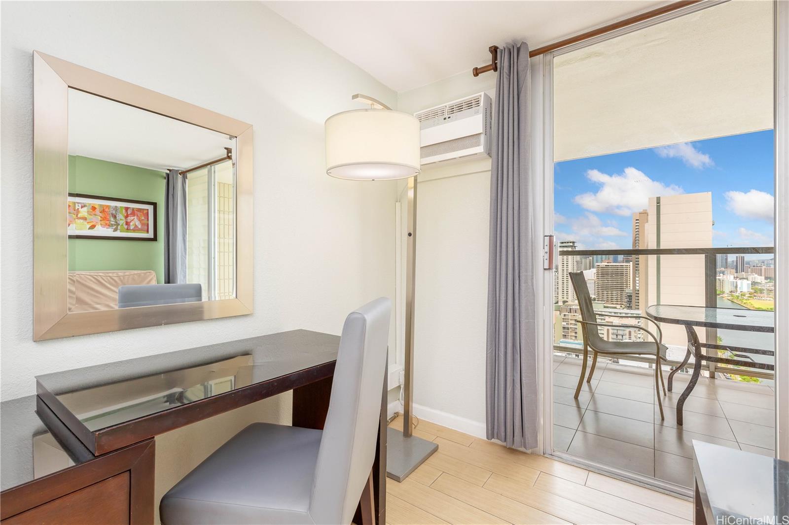 Island Colony condo # 2804, Honolulu, Hawaii - photo 5 of 25