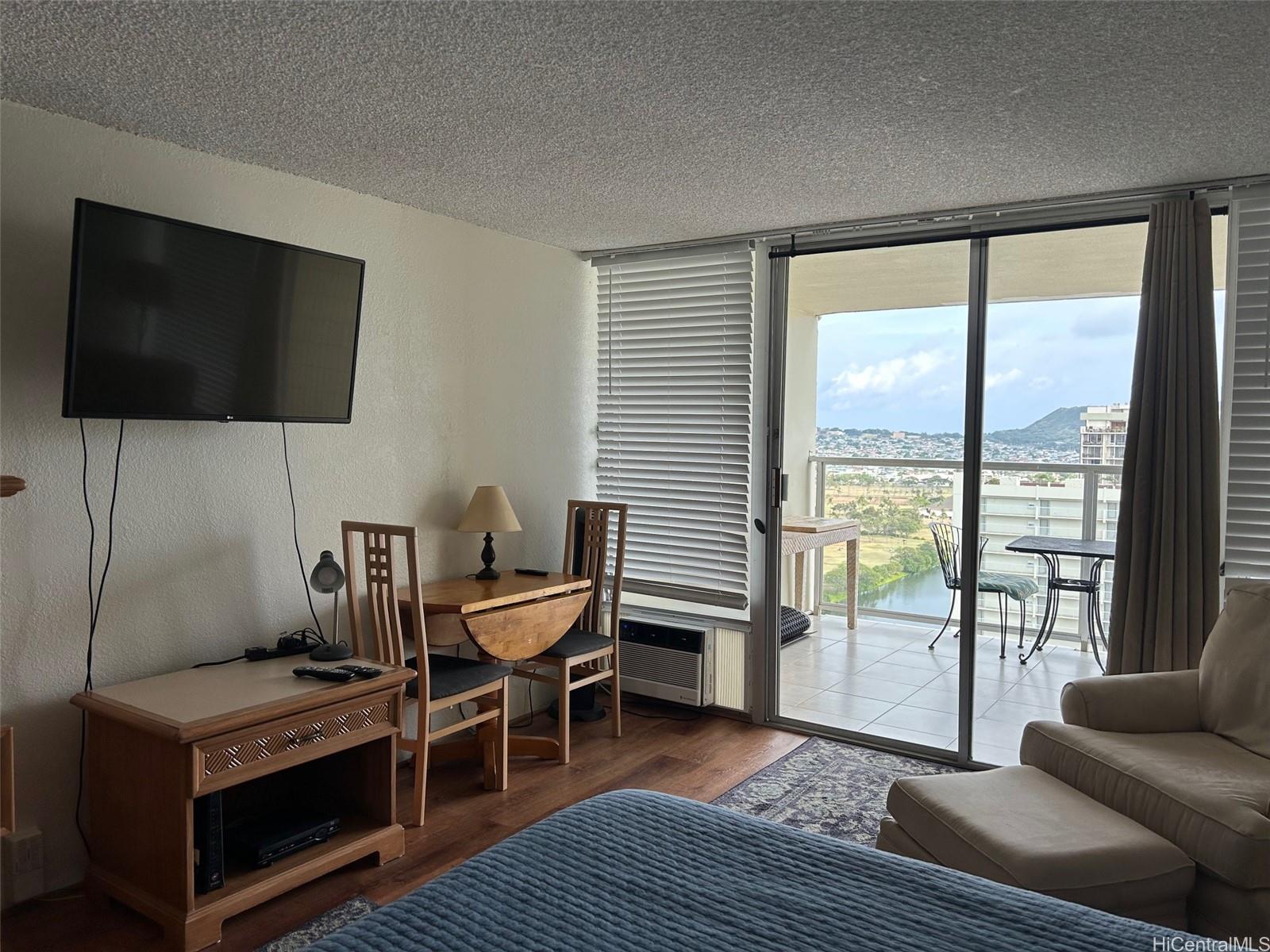 Island Colony condo # 2815, Honolulu, Hawaii - photo 6 of 21