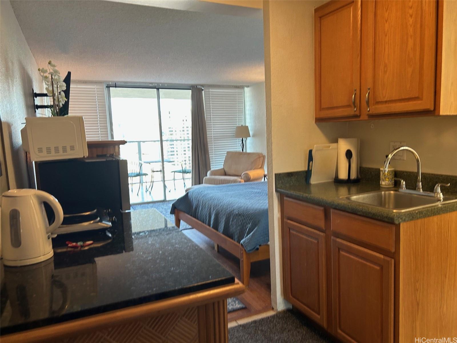 Island Colony condo # 2815, Honolulu, Hawaii - photo 7 of 21