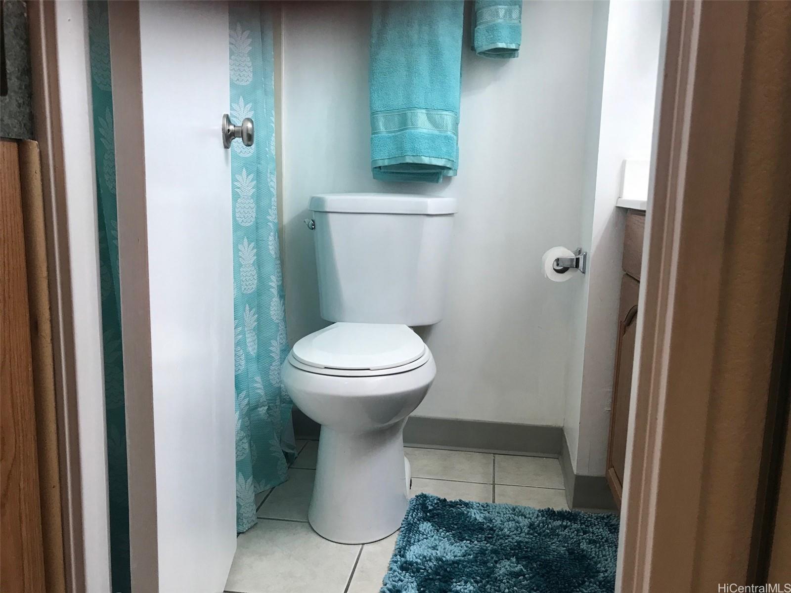 Island Colony condo # 2815, Honolulu, Hawaii - photo 9 of 21