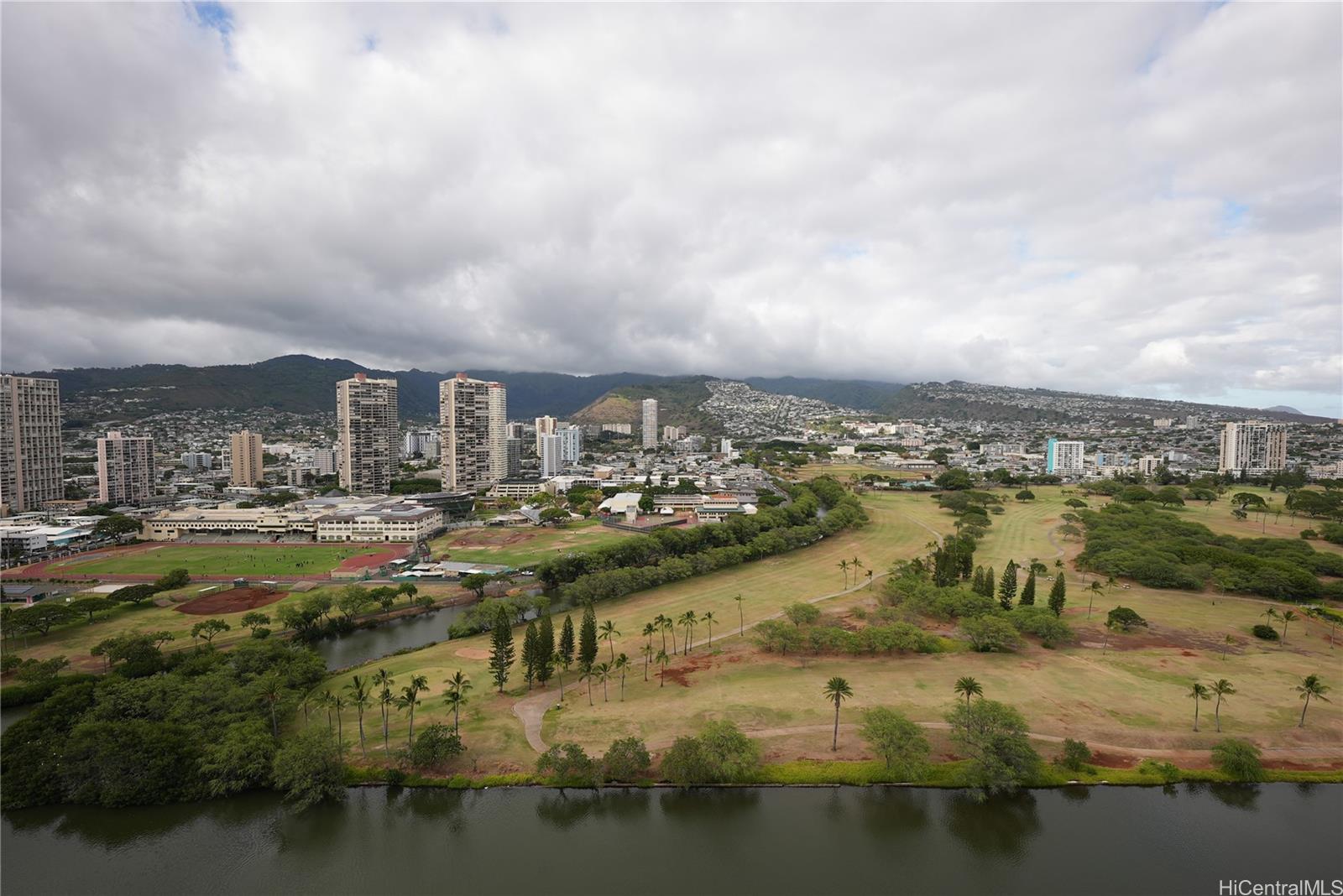 Island Colony condo # 2902, Honolulu, Hawaii - photo 2 of 15