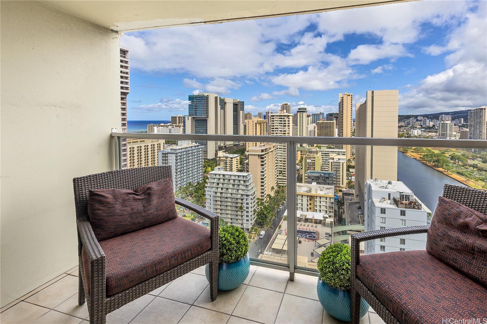 Island Colony condo # 3012, Honolulu, Hawaii - photo 12 of 21