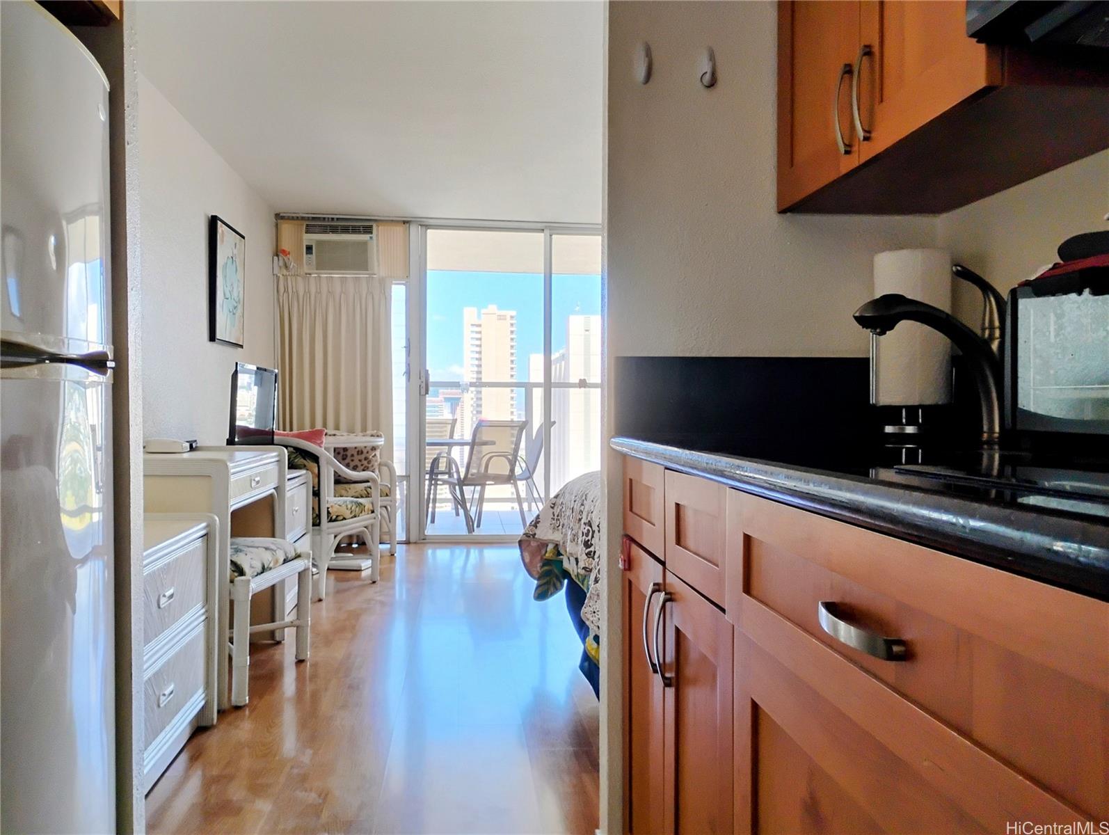 445 Seaside Ave Honolulu - Rental - photo 11 of 13