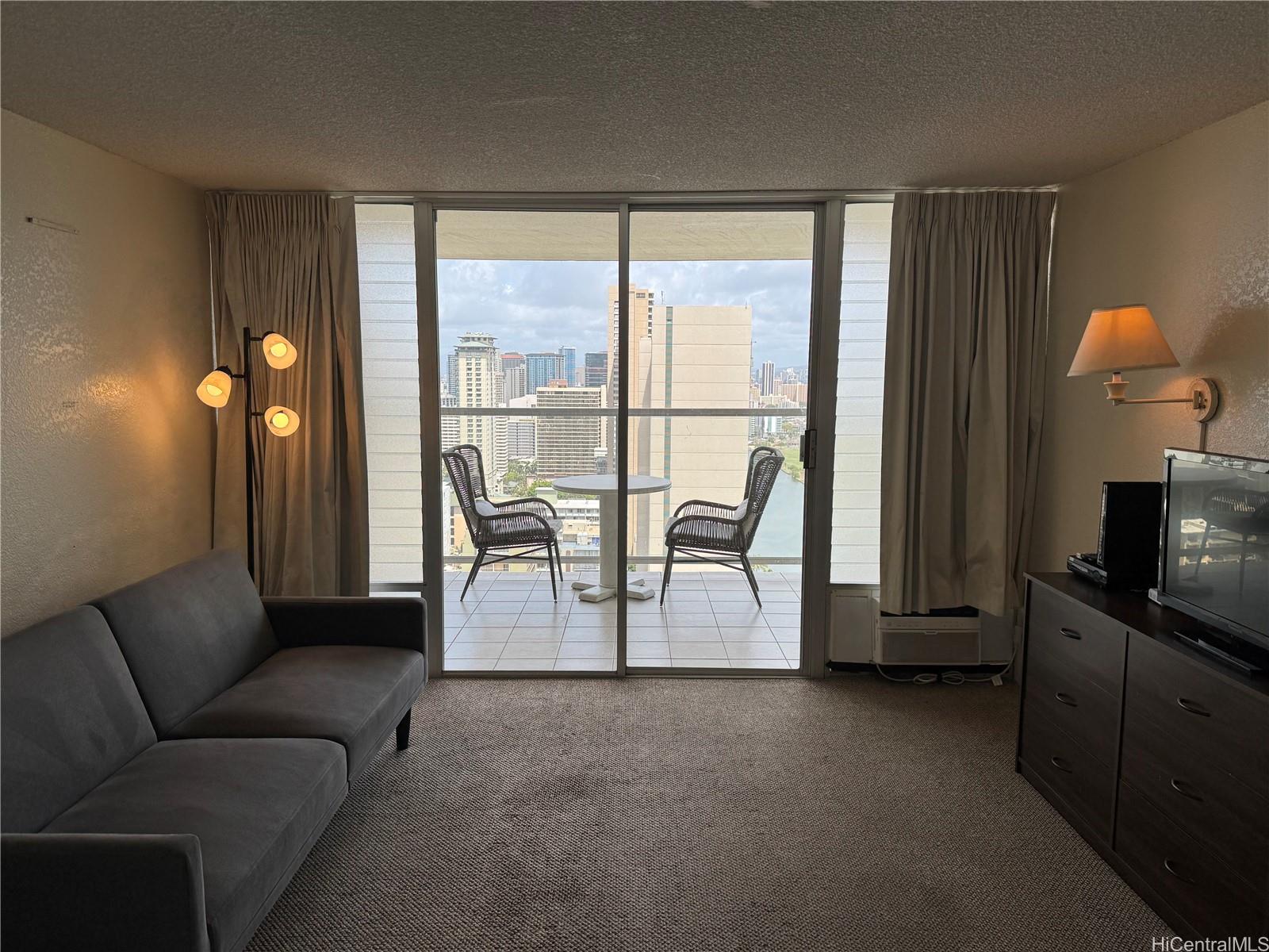 Island Colony condo # 3206, Honolulu, Hawaii - photo 4 of 24