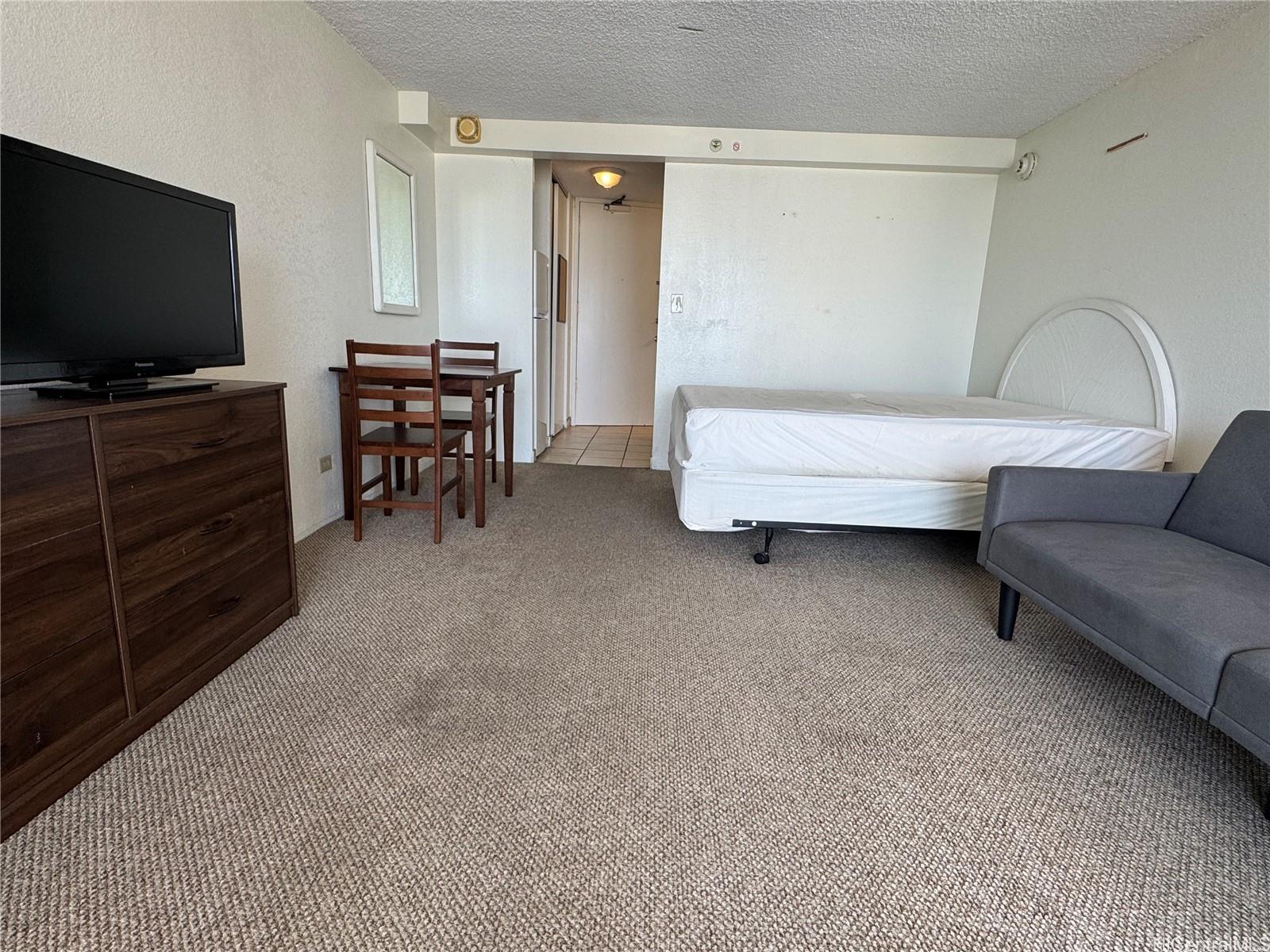 Island Colony condo # 3206, Honolulu, Hawaii - photo 5 of 24