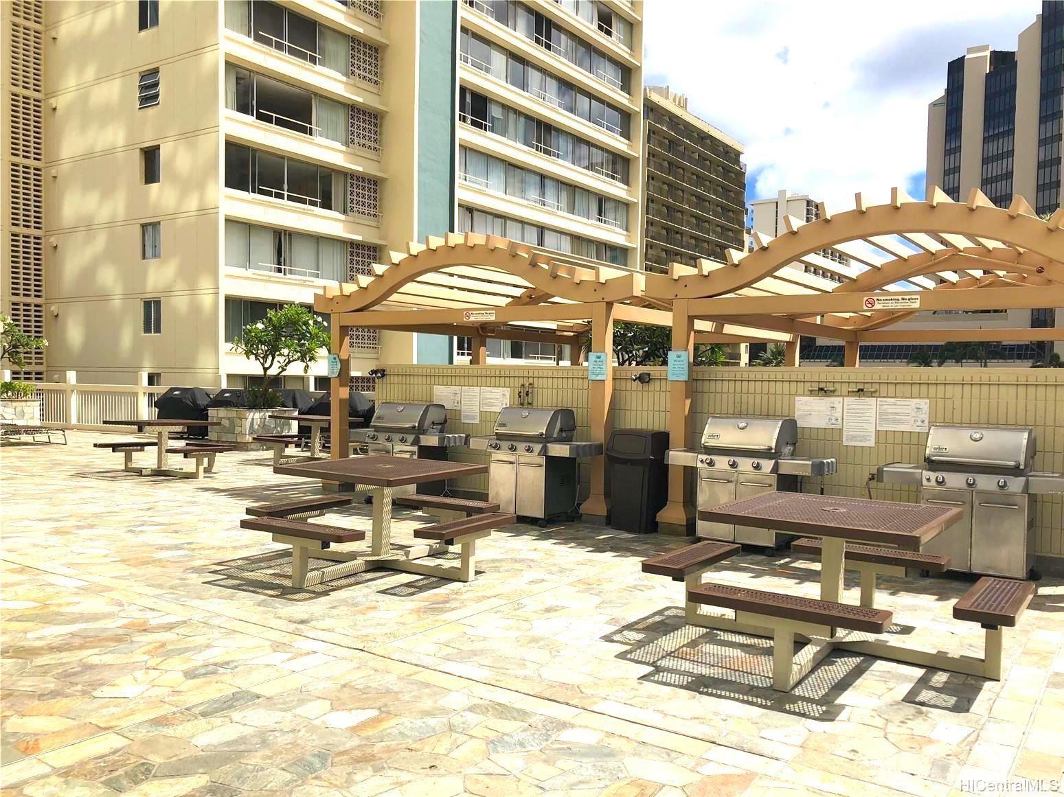 445 Seaside Ave Honolulu - Rental - photo 15 of 15