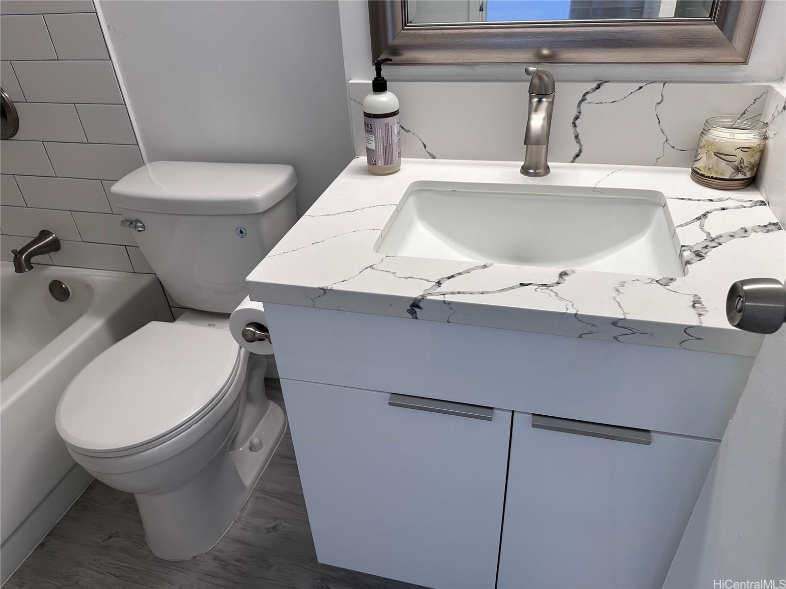 445 Seaside Ave Honolulu - Rental - photo 6 of 15