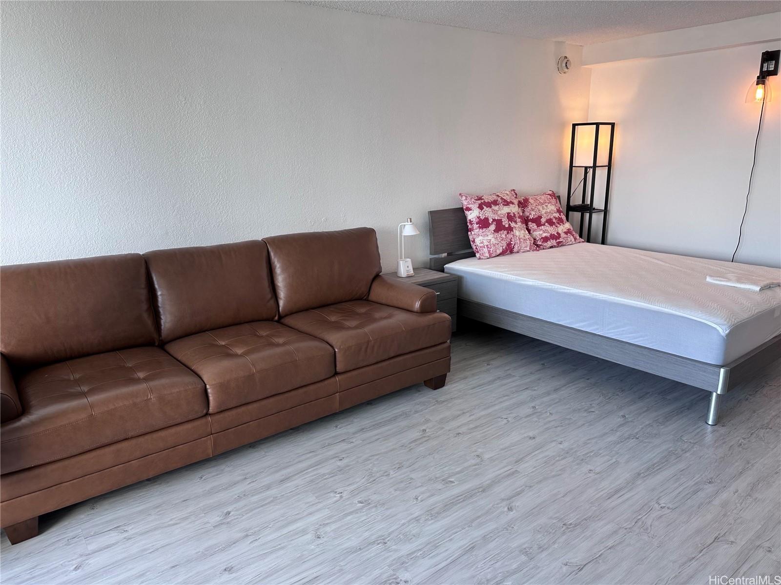 445 Seaside Ave Honolulu - Rental - photo 8 of 15