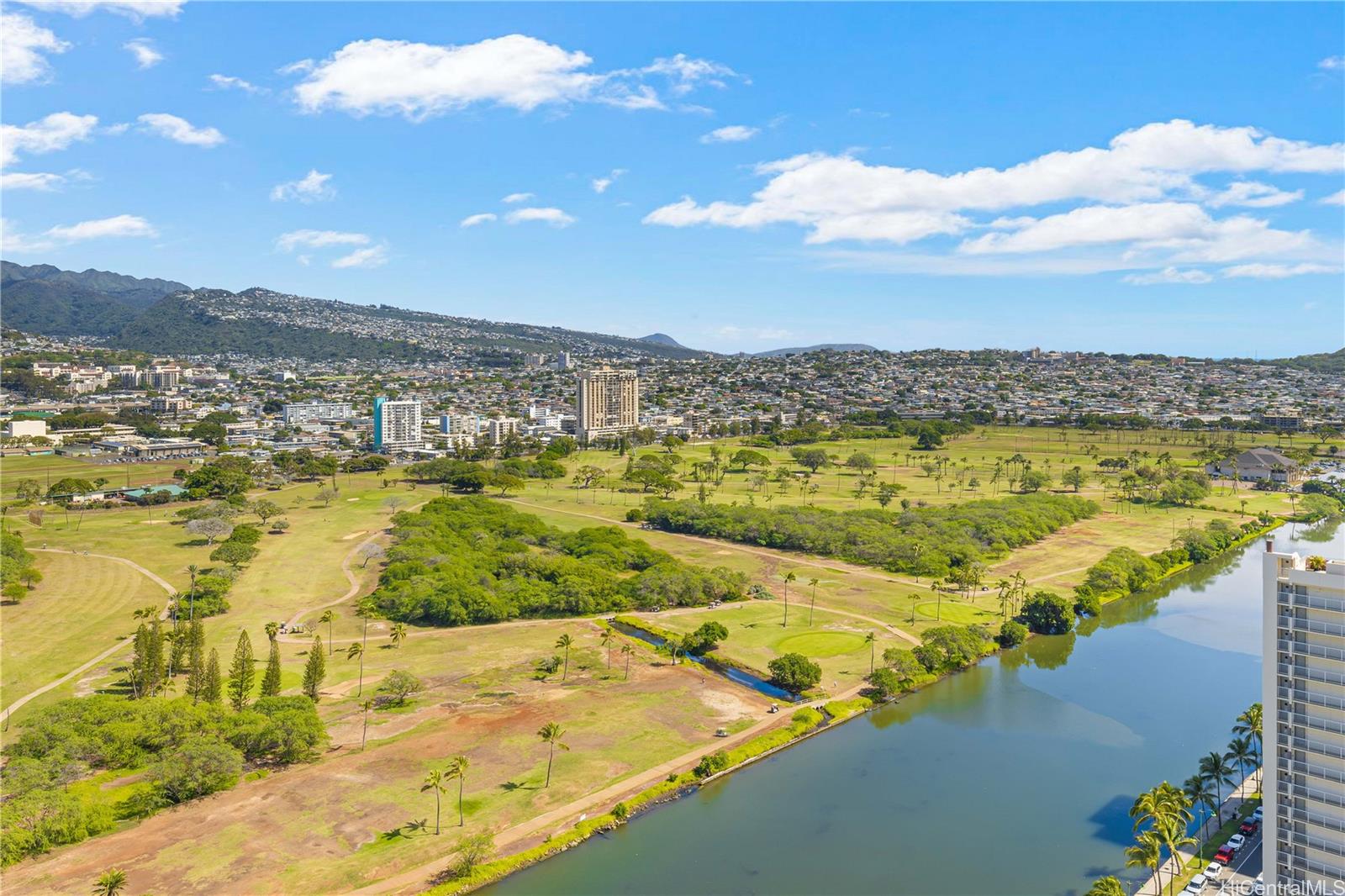 Island Colony condo # 3511, Honolulu, Hawaii - photo 4 of 20