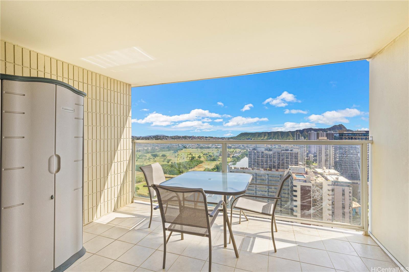 Island Colony condo # 3511, Honolulu, Hawaii - photo 5 of 20