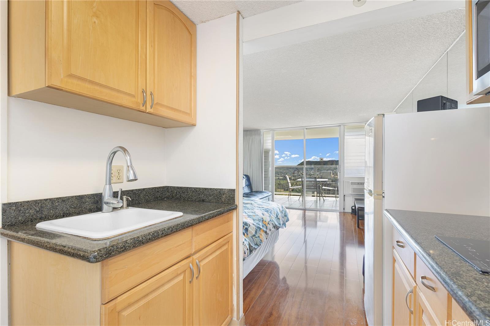 Island Colony condo # 3511, Honolulu, Hawaii - photo 6 of 20