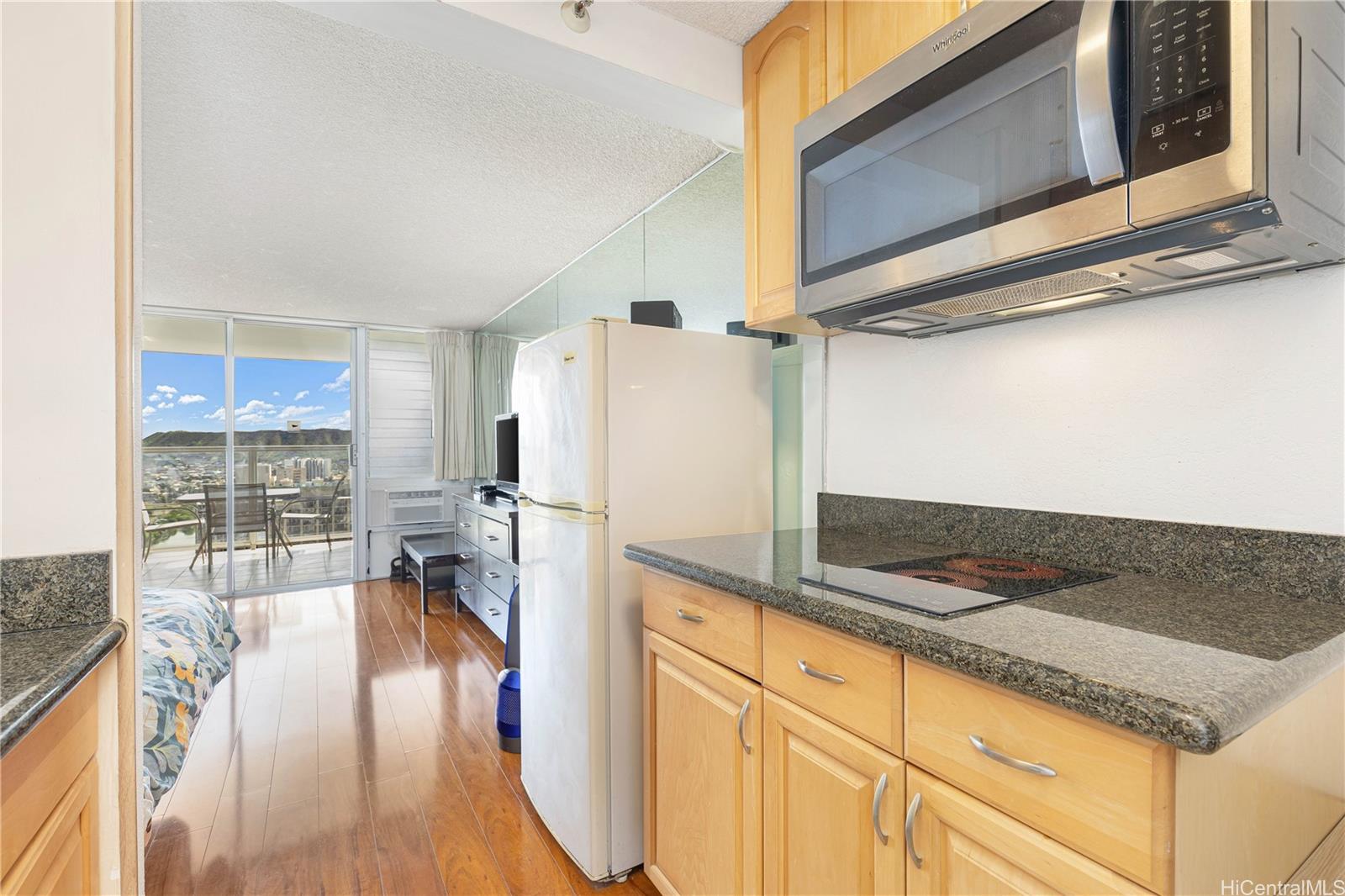 Island Colony condo # 3511, Honolulu, Hawaii - photo 7 of 20