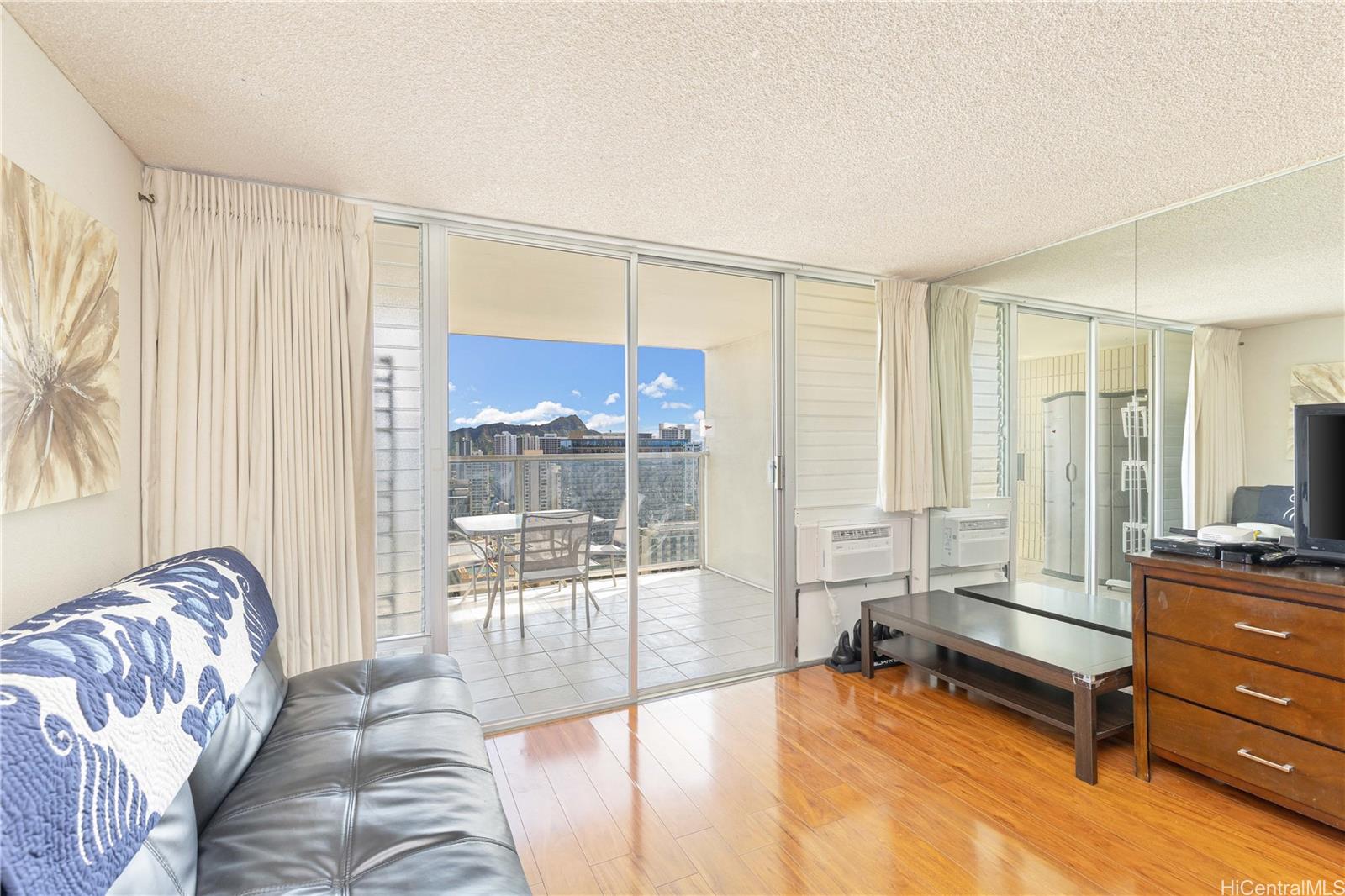 Island Colony condo # 3511, Honolulu, Hawaii - photo 10 of 20