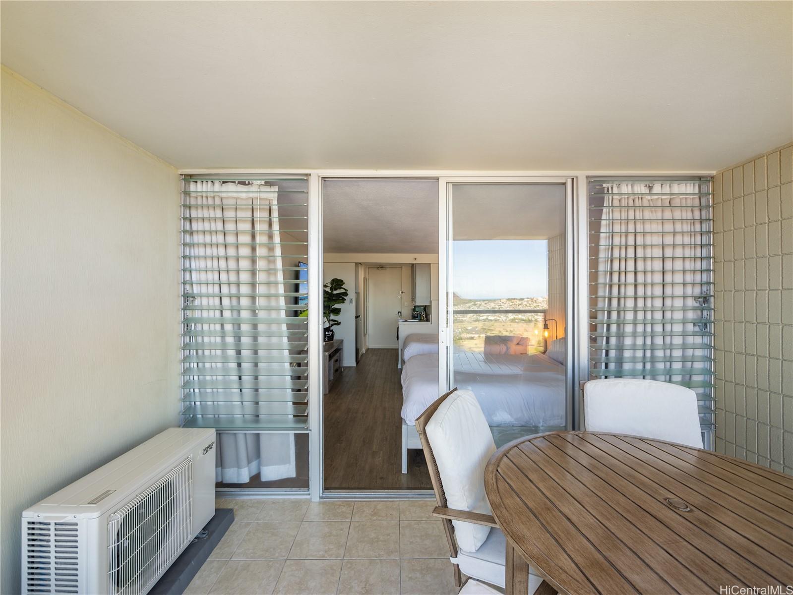 Island Colony condo # 3703, Honolulu, Hawaii - photo 11 of 25