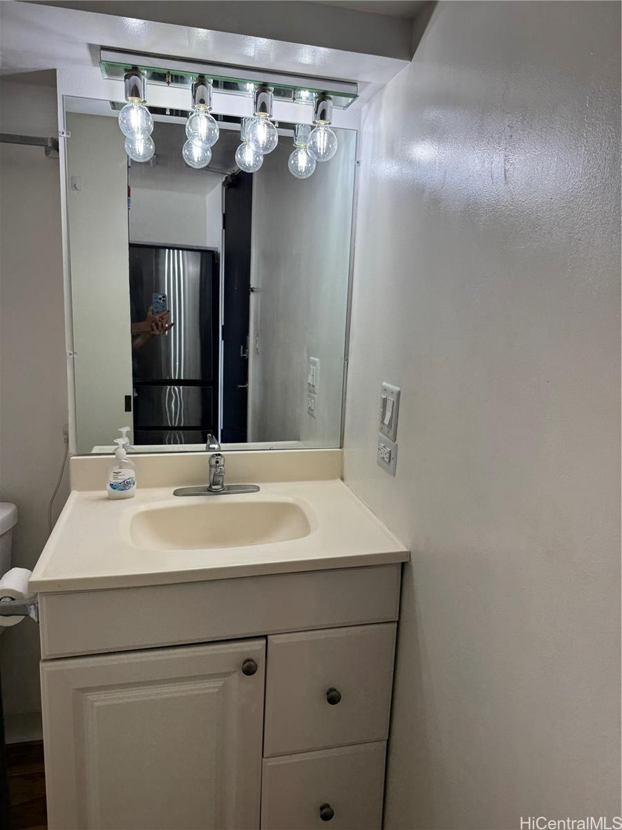 Island Colony condo # 3816, Honolulu, Hawaii - photo 13 of 22