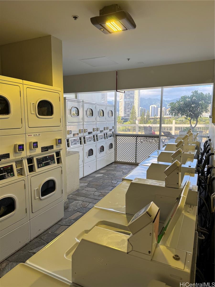 Island Colony condo # 3816, Honolulu, Hawaii - photo 19 of 22