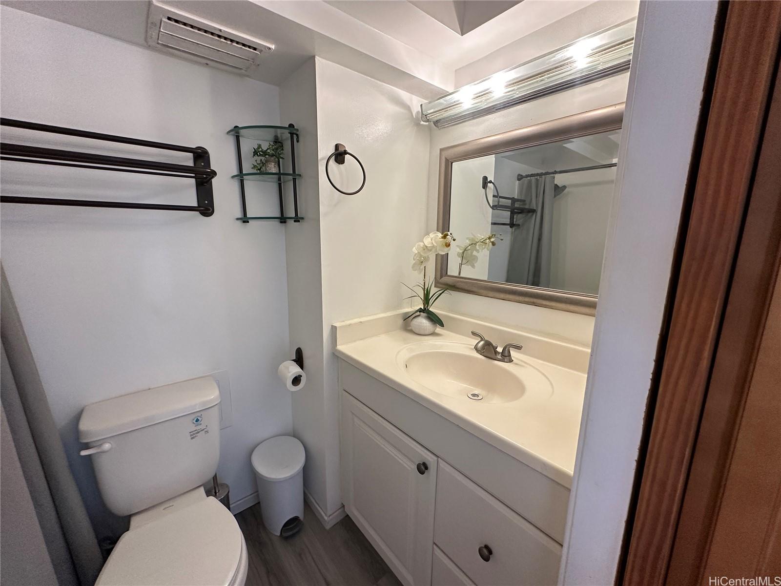 Island Colony condo # 3905, Honolulu, Hawaii - photo 12 of 25