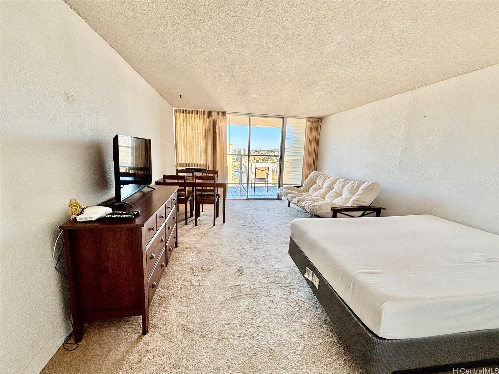 Island Colony condo # 3916, Honolulu, Hawaii - photo 6 of 21