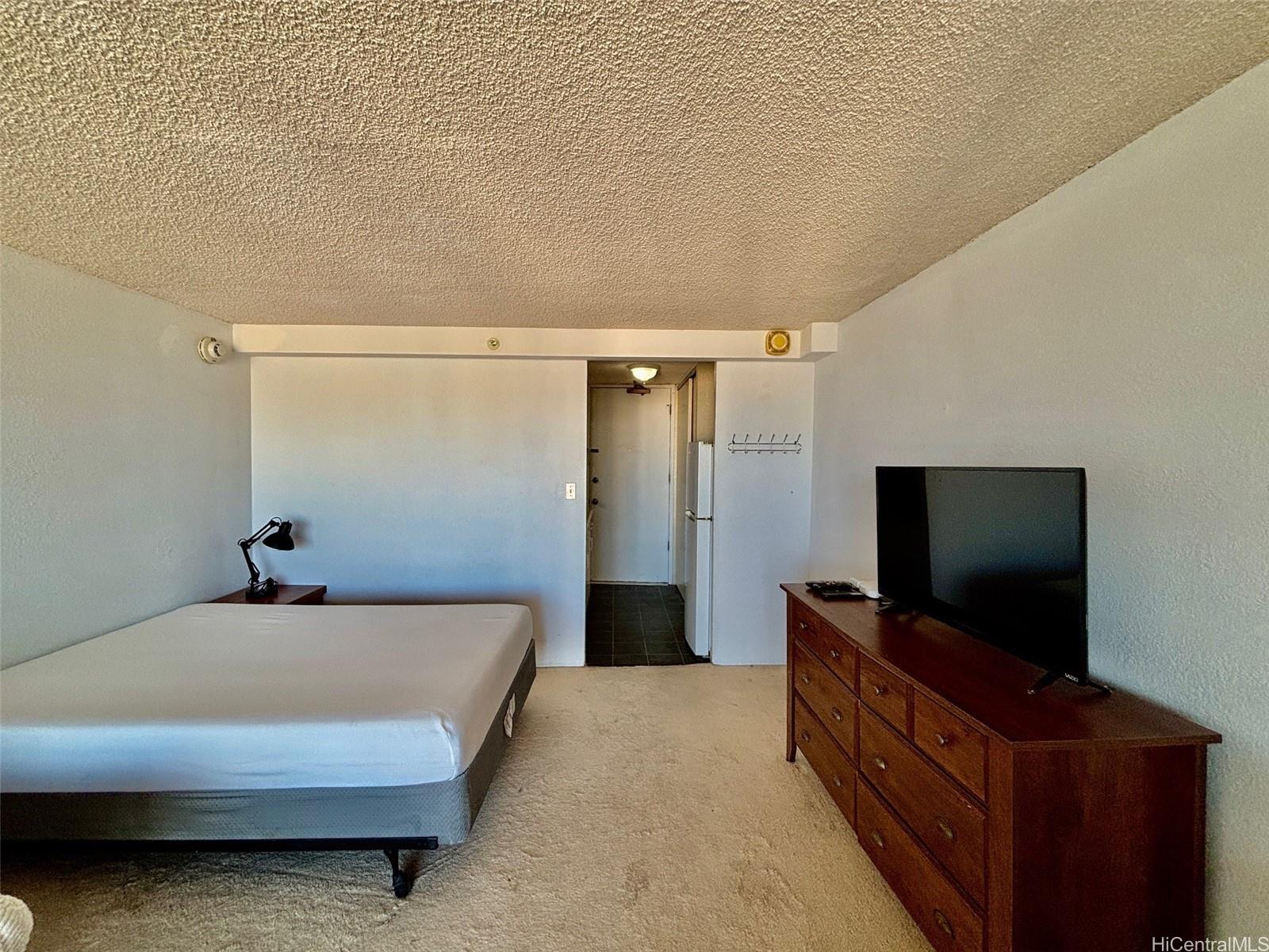 Island Colony condo # 3916, Honolulu, Hawaii - photo 8 of 21