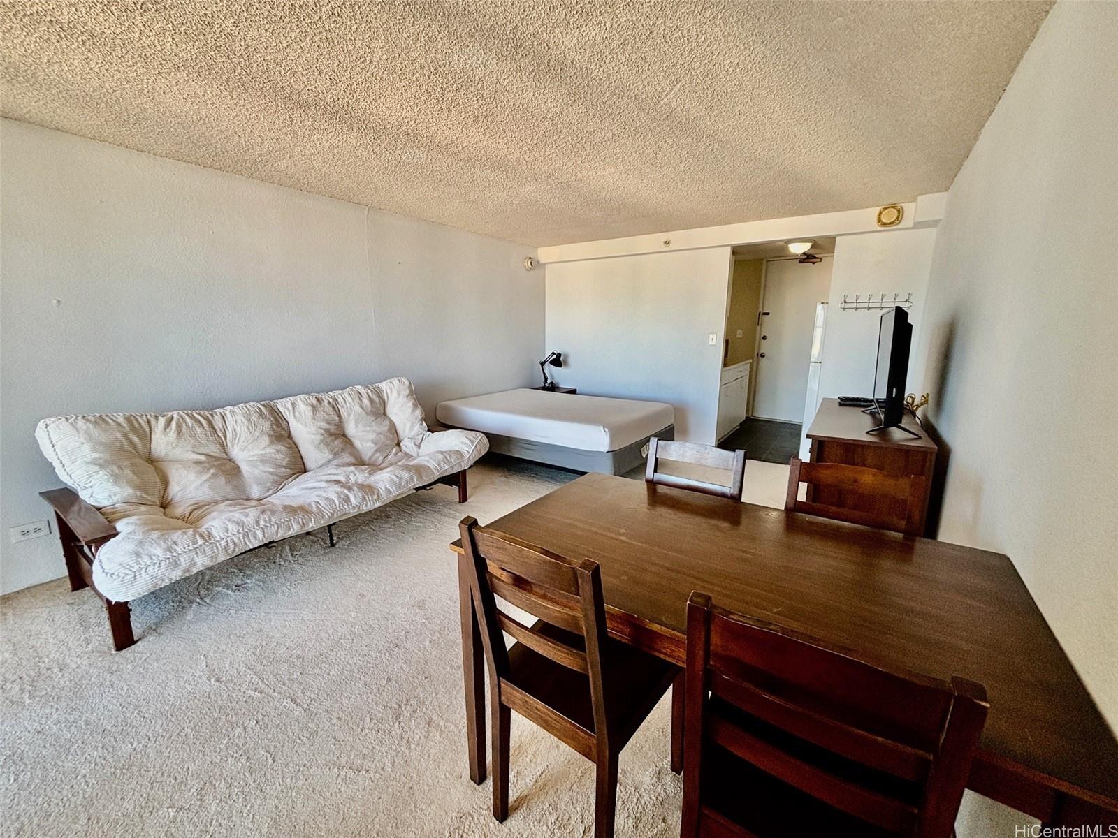 Island Colony condo # 3916, Honolulu, Hawaii - photo 9 of 21