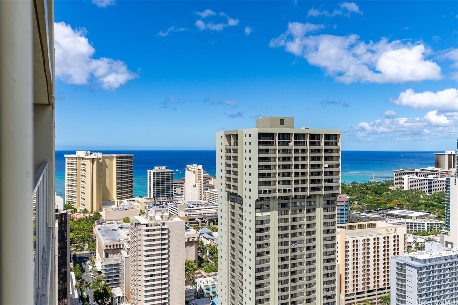 Island Colony condo # 4204, Honolulu, Hawaii - photo 9 of 21