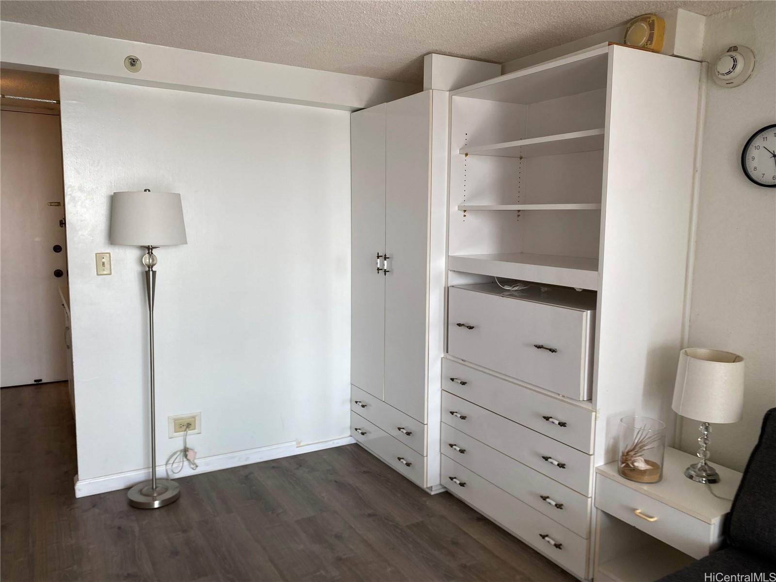 445 Seaside Ave Honolulu - Rental - photo 9 of 20