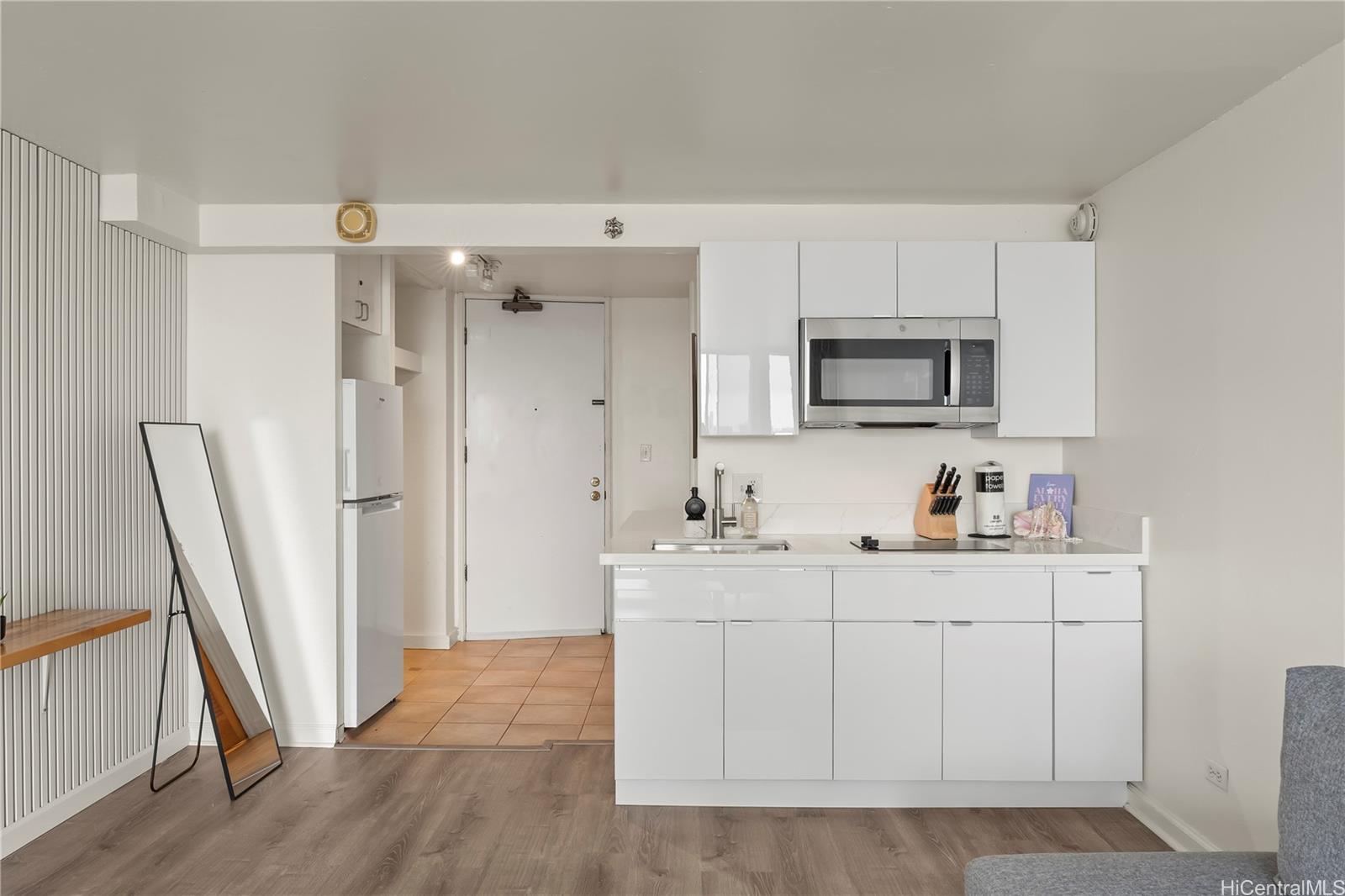 Island Colony condo # 4306, Honolulu, Hawaii - photo 8 of 21