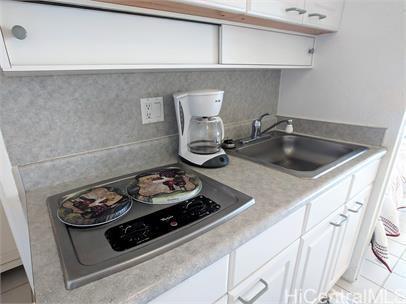 Island Colony condo # 4410, Honolulu, Hawaii - photo 4 of 8