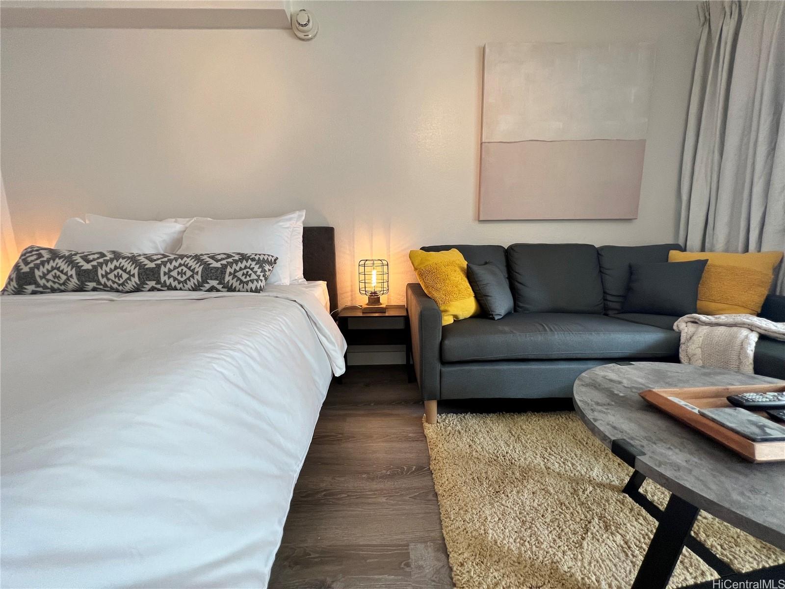 Island Colony condo # 703, Honolulu, Hawaii - photo 3 of 10