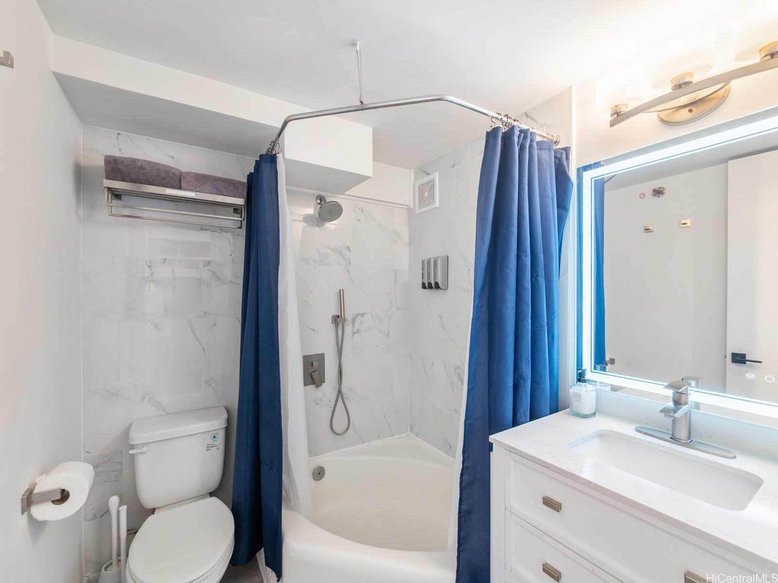 Island Colony condo # 720, Honolulu, Hawaii - photo 11 of 12