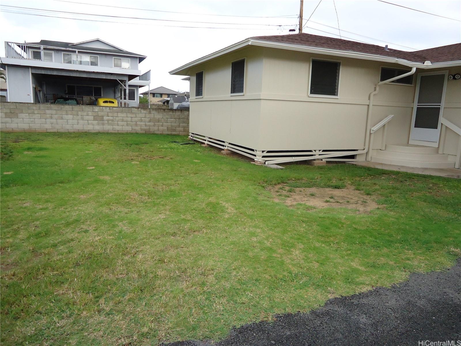 445 Ulupaina Street Kailua - Rental - photo 3 of 12