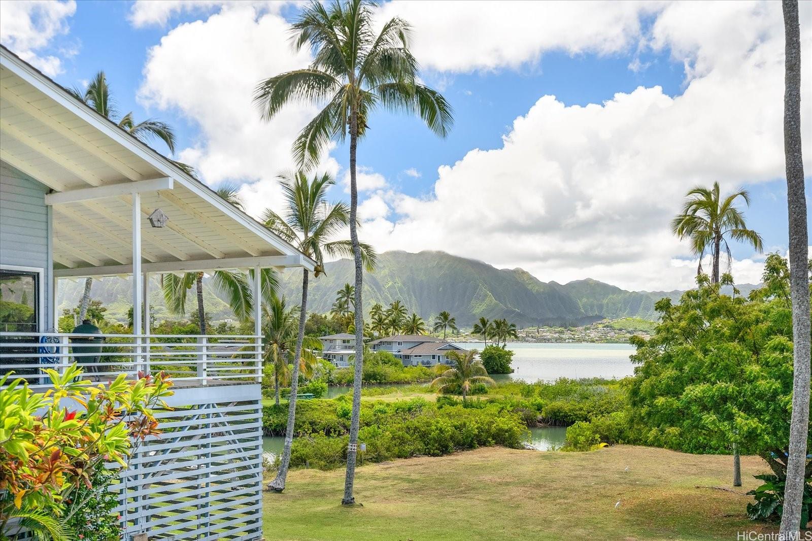 44-519  Kaneohe Bay Drive Mahinui,  home - photo 1 of 25